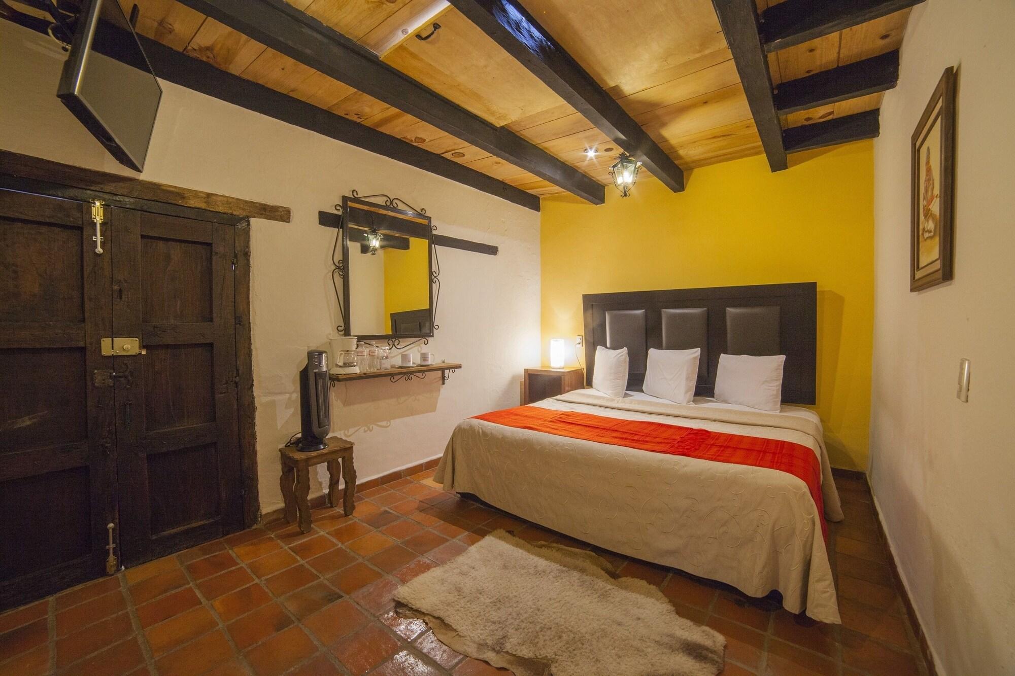 Hotel Adobe Y Teja San Cristóbal de Las Casas المظهر الخارجي الصورة