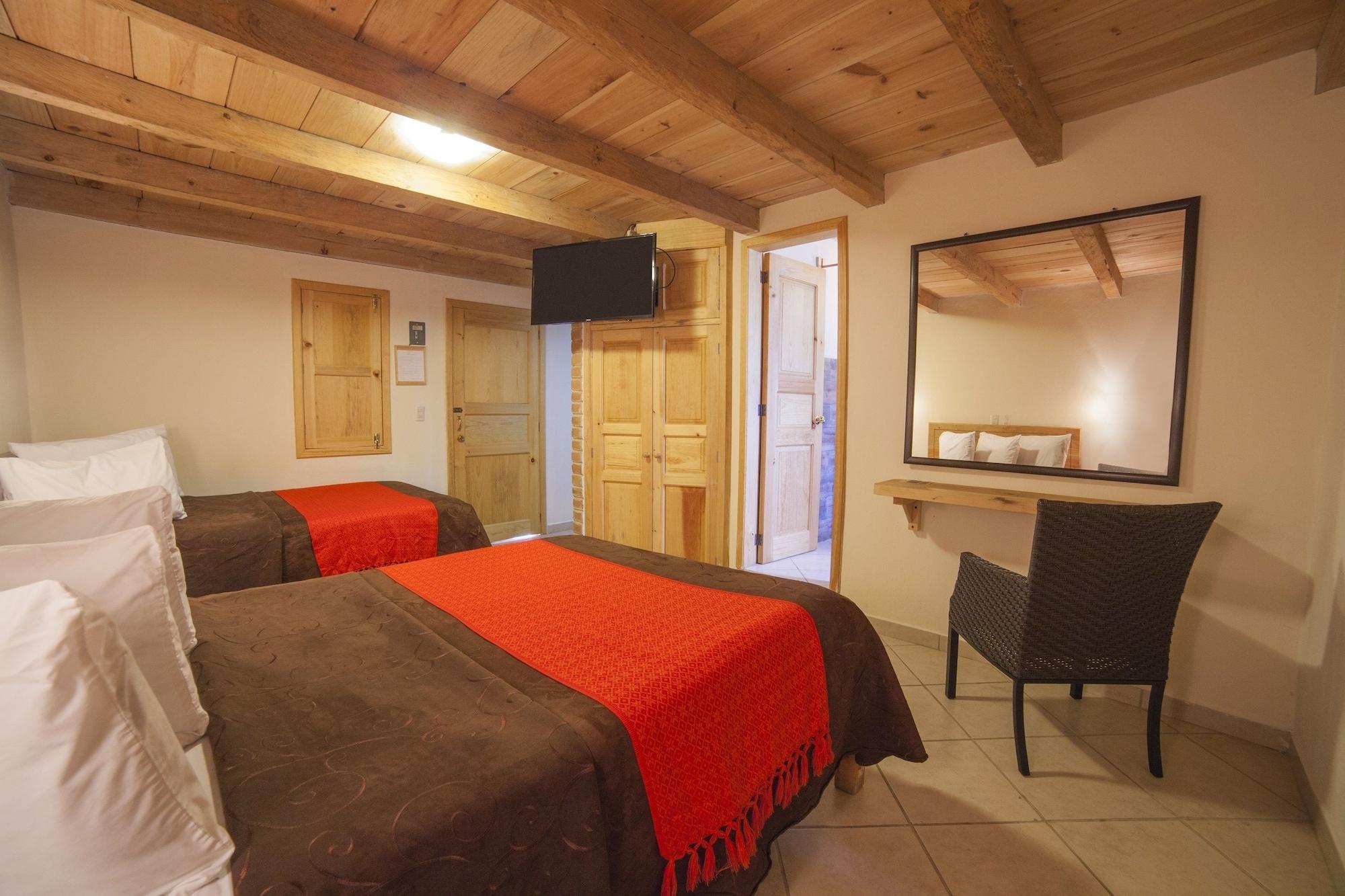 Hotel Adobe Y Teja San Cristóbal de Las Casas المظهر الخارجي الصورة